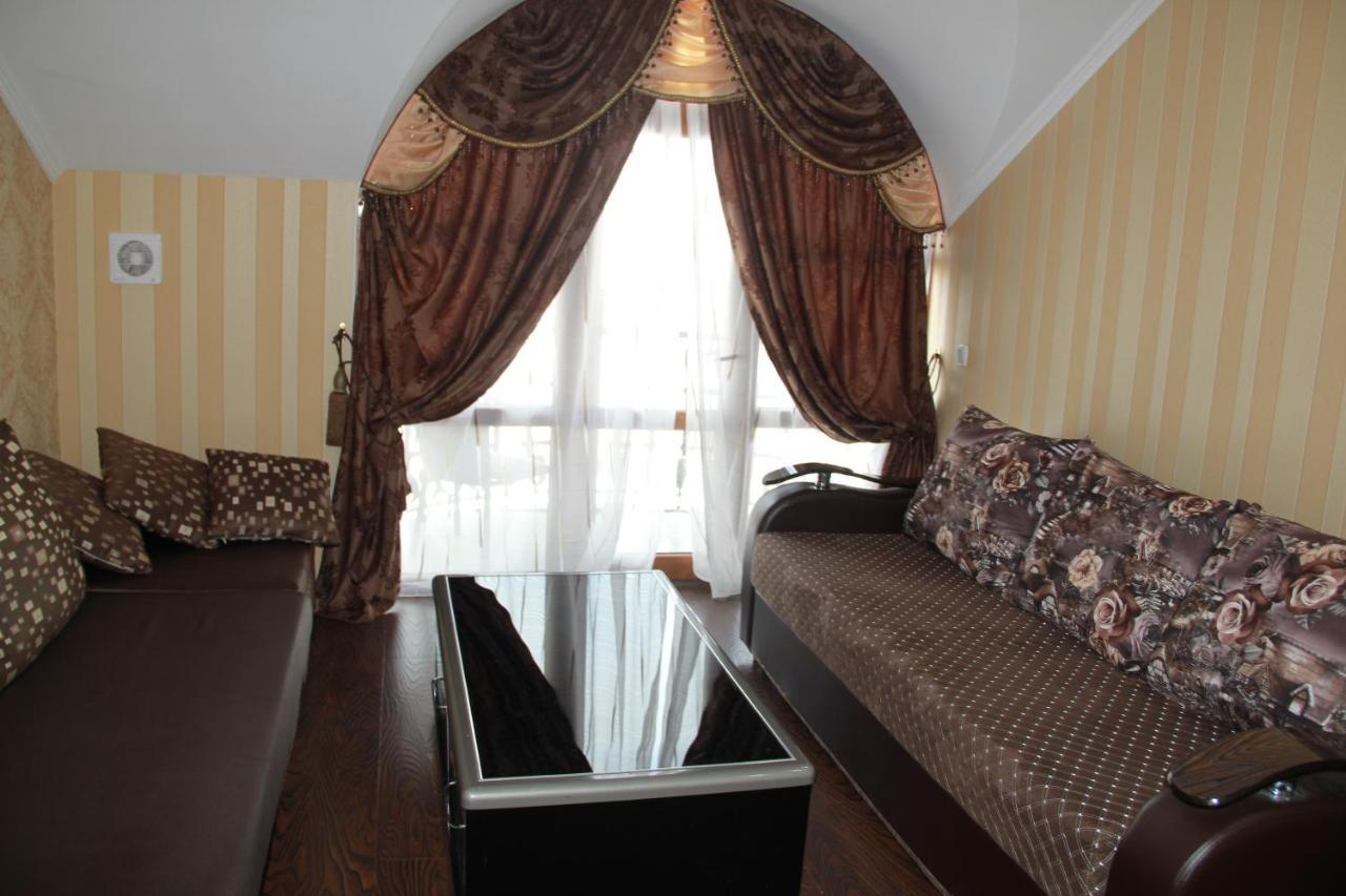 Kristall Hotel Bosteri Εξωτερικό φωτογραφία