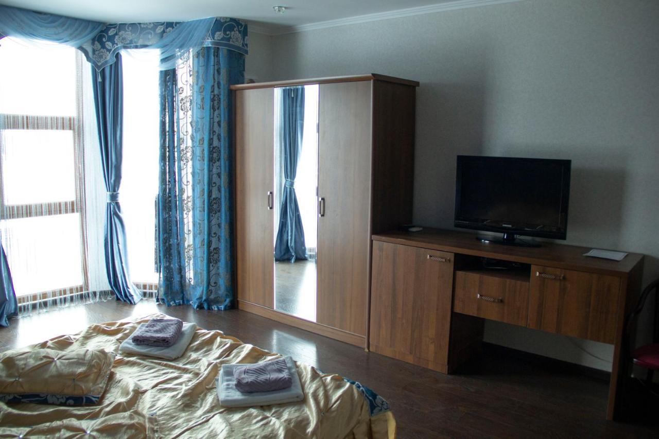 Kristall Hotel Bosteri Εξωτερικό φωτογραφία
