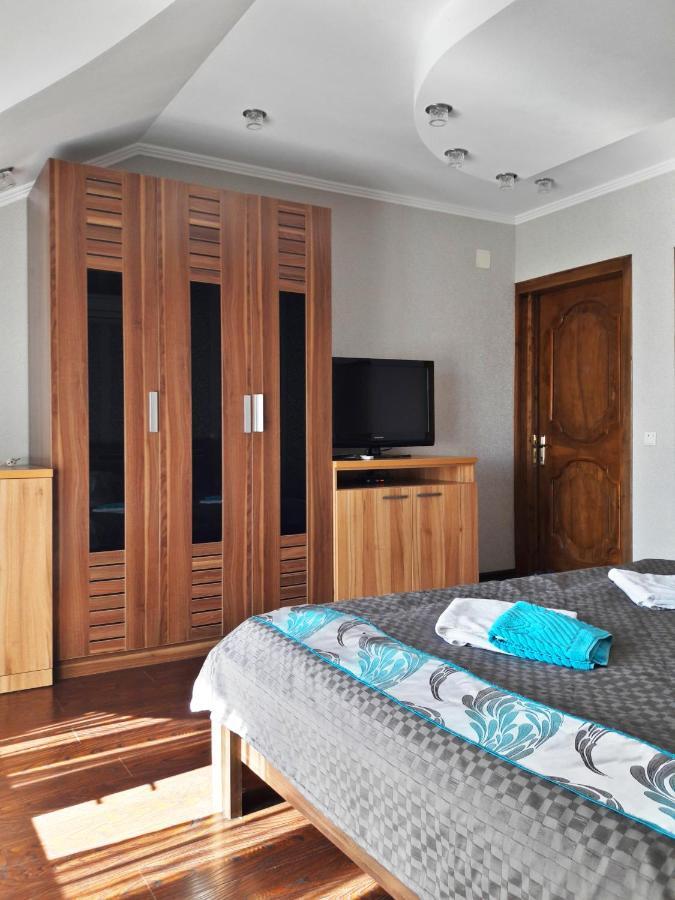 Kristall Hotel Bosteri Εξωτερικό φωτογραφία