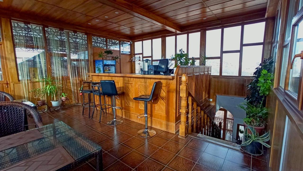 Kristall Hotel Bosteri Εξωτερικό φωτογραφία